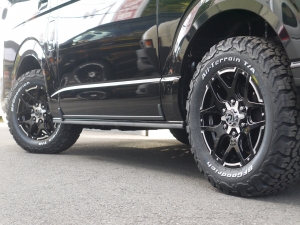 ハイエースワゴン新車：ハイエースワゴン４ＷＤ