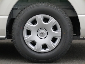 ハイエースバン４WD　ダークプライムⅡ　