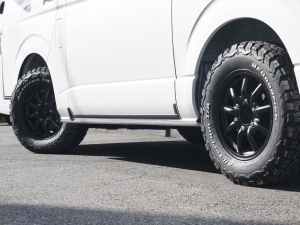 ハイエースワゴンワゴン車　１０人乗り　新車コンプリート