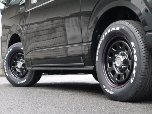ハイエースワゴン車中泊　新車カスタム　スライドレール　ベッドキット