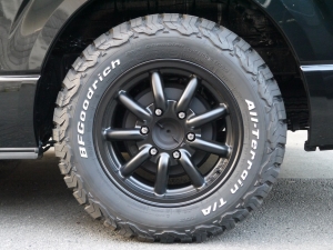 ハイエースワゴン１０人乗り　ワゴン車　３ナンバーベッドキット　フラット