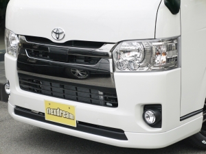 ハイエースバン前向き８人　３列シート　フラットベッド　車中泊