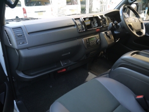 ハイエースバン一部改良後 安全装備追加 特別仕様車