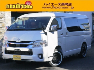 ハイエースワゴン１０人乗り　新車カスタム
