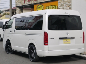 ハイエースワゴン１０人乗り 車中泊パッケージ