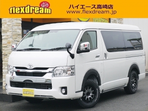 ハイエースワゴン１０人乗り　新車カスタム