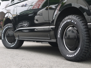ハイエースバンDX　4WD　ディーゼル　丸目