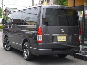 ハイエースバン安全装備追加 特別仕様車