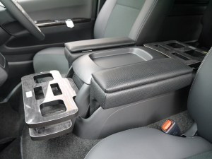 ハイエースバン安全装備追加 特別仕様車