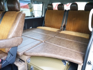 ハイエースワゴン１０人乗り 車中泊パッケージ