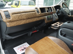 ハイエースワゴン１０人乗り 車中泊パッケージ