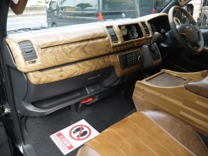 ハイエースバン 安全装備追加 特別仕様車