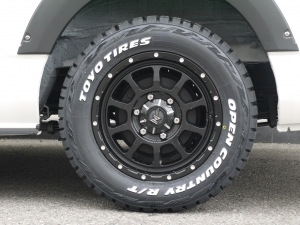 ハイエースバンスパロン　4WD　ディーゼル