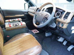 ハイエースバン 安全装備追加 特別仕様車