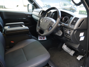 ハイエースバン 安全装備追加 特別仕様車