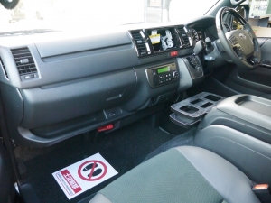 ハイエースバン 安全装備追加 特別仕様車