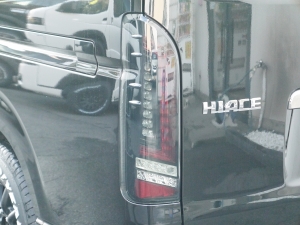 ハイエースバン安全装備追加 特別仕様車