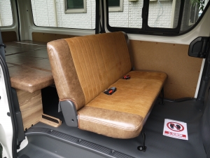 ハイエースバンDX　4WD　ディーゼル　丸目