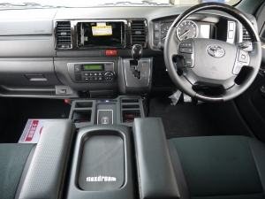 ハイエースバン安全装備追加 特別仕様車
