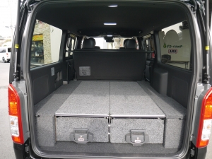 ハイエースバン 安全装備追加 特別仕様車