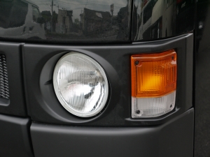 ハイエースバンDX　4WD　ディーゼル　丸目