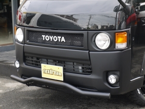 ハイエースバン丸目カスタム　　ネオクラシック
