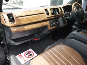 ハイエースバン新車一部改良後　ディーゼル四駆