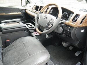 ハイエースワゴン一部改良後 安全装備追加　新車コンプリート