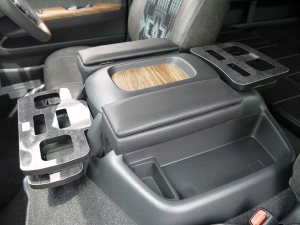 ハイエースワゴン一部改良後 安全装備追加　新車コンプリート