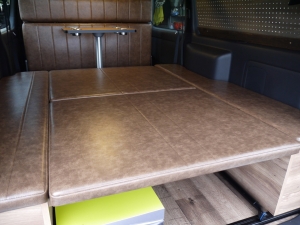 ハイエースバン一部改良後 安全装備追加 特別仕様車
