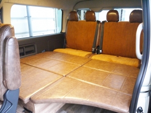 ハイエースワゴン10人乗りワゴン　車中泊できる街乗り仕様車