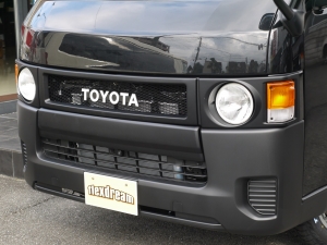 ハイエースバンDX　4WD　ディーゼル　丸目