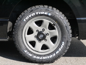 ハイエースバンDX　4WD　ディーゼル　丸目