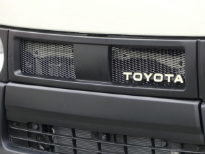 ハイエースバンディーゼル4WD　特設カラーライトイエロー