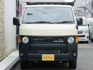 ハイエースバンディーゼル4WD　特設カラーライトイエロー