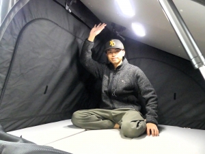 ハイエースバン新車アウトレット安全装備付き　丸目換装FD-classicカスタム