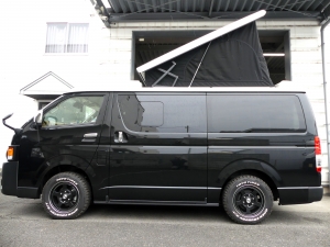ハイエースバン新車アウトレット安全装備付き　丸目換装FD-classicカスタム