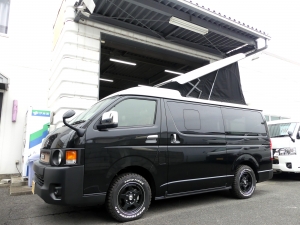 ハイエースバン新車アウトレット安全装備付き　丸目換装FD-classicカスタム