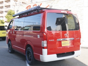 ハイエースバンディーゼル4WD　丸目カスタム　ネオクラシック