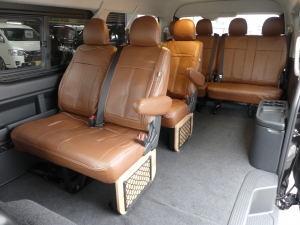 ハイエースワゴン新車コンプリート　ハイエースワゴン２ＷＤ