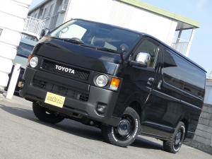 ハイエースバンディーゼル4WD　丸目カスタム　ネオクラシック