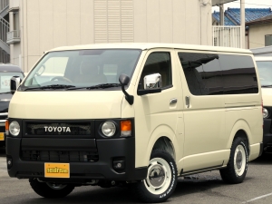 ハイエースＶディーゼル4WD　丸目カスタム　ネオクラシック