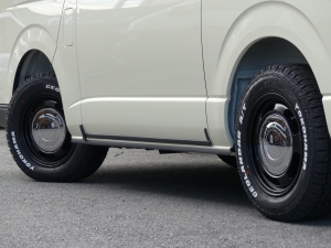 ハイエースバンディーゼル4WD　丸目カスタム　ネオクラシック