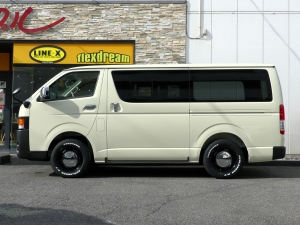 ハイエースバンディーゼル4WD　丸目カスタム　ネオクラシック