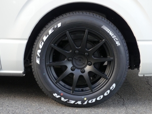ハイエースバン新車アウトレットマイナーチェンジモデル バンライフカスタム