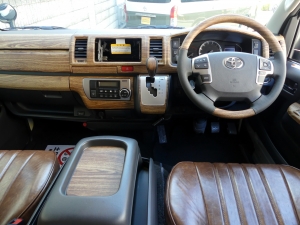 ハイエースバンディーゼル4WD　ネオクラシック