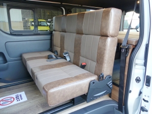 ハイエースバン新車アウトレット新車　ディーゼル四駆　４ＷＤ