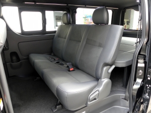 ハイエースバン新車　ディーゼル四駆　４ＷＤ