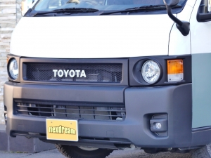 ハイエースバンスパロン　4WD　ディーゼル