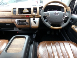 ハイエースバンディーゼル4WD　